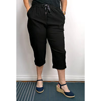 Jessie 3/4 Length Magic Trousers Black (sz 16-24)