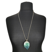 Gaia Leaf Necklace Green